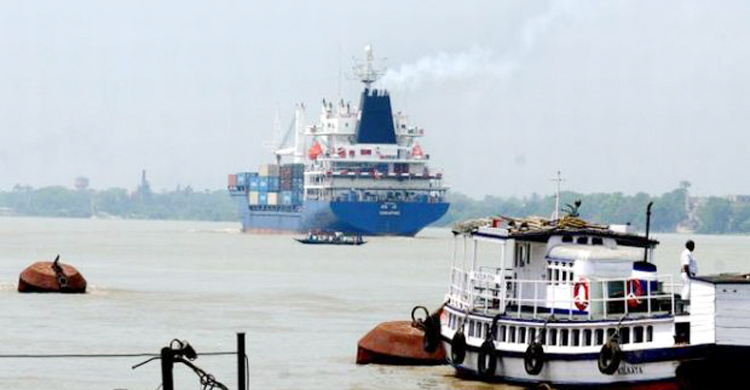 তেল খরচ কমাতে সব নৌযান মিথানলে চালানোর পরিকল্পনা ভারতের