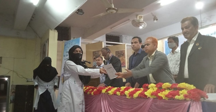 লোহাগাড়ায় শেষ হলো দুদিনের বিজ্ঞানমেলা