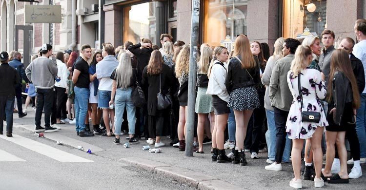 WHO says people in 20s, 30s, 40s increasingly driving pandemic