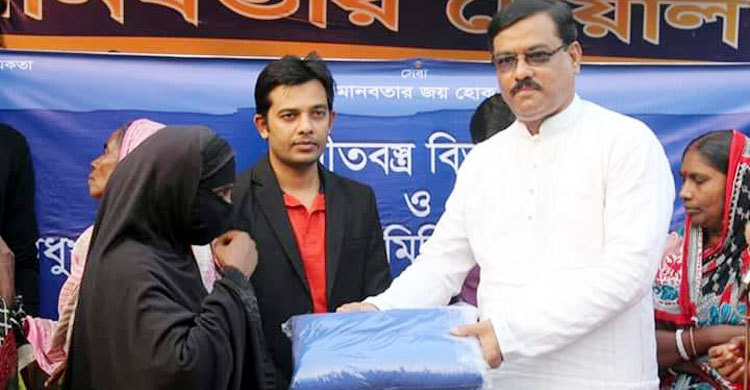 শীতার্ত দরিদ্র মানুষের পাশে প্রাক্তন ছাত্ররা