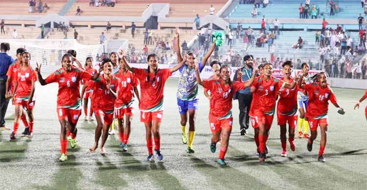 সুরভীর সৌরভ ছড়ানো হ্যাটট্রিকে ৯-০ গোলে উড়ে গেল ভুটান