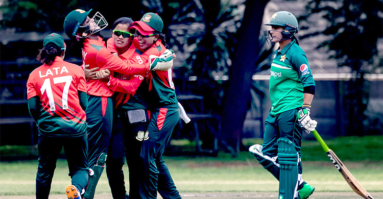নারীদের বিশ্বকাপ বাছাইয়ে করোনার হানা