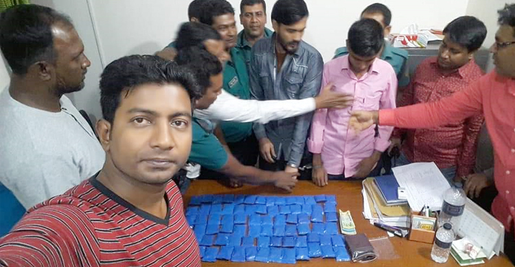গাজীপুরে ১৫ হাজার ইয়াবাসহ আটক ২