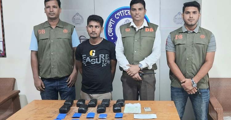 ২০ হাজার ইয়াবাসহ মাদক কারবারি গ্রেফতার