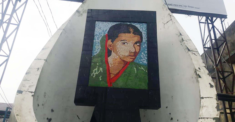 ইয়াসমিনের দিনাজপুরে মাসে ১০৮টি নারী নির্যাতনের মামলা হয় আদালতে