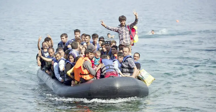 ইউরোপে বিপজ্জনক যাত্রা : কেমন আছেন বাংলাদেশিরা