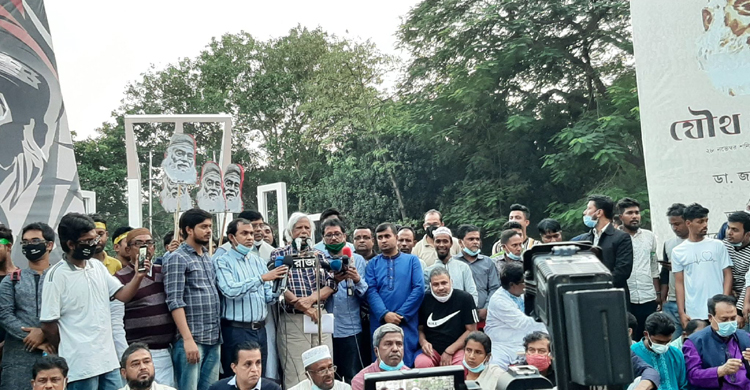 ‘সরকারের অবস্থা নড়বড়ে, একটু জোরে ধাক্কা দিলেই পড়ে যাবে’