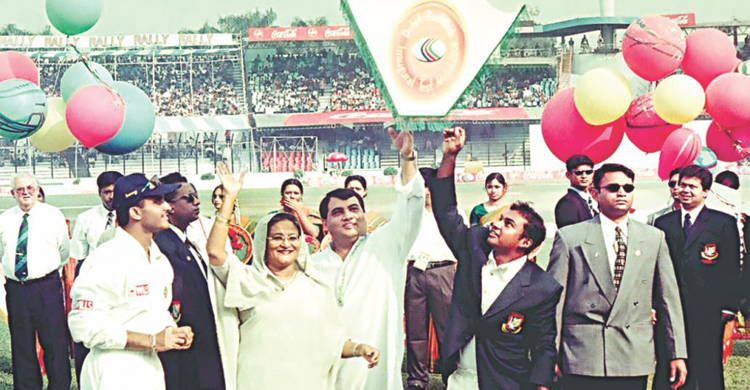 ইডেনে শুধু প্রধানমন্ত্রী শেখ হাসিনা নন, সৌরভের আমন্ত্রণে আরও চমক