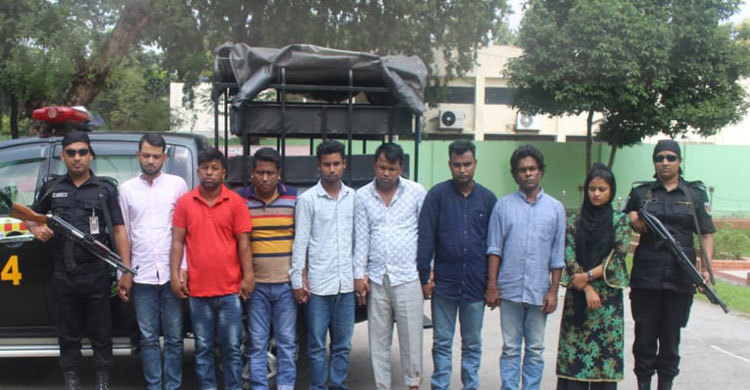 জমকালো অফিসে ইন্টারভিউ, টাকা নিয়ে ভুয়া নিয়োগপত্র ধরিয়ে লাপাত্তা
