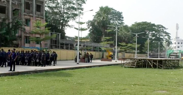 Public gathering banned in Bhola after clashes
