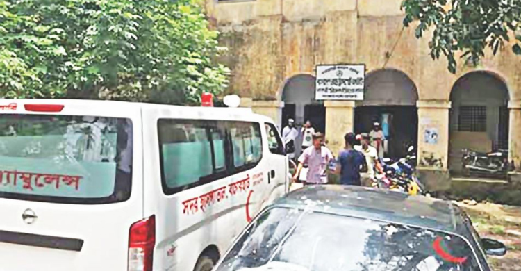 বিআরটিএ কার্যালয়ে দুদকের অভিযান, গ্রাহকের টাকা ফেরত