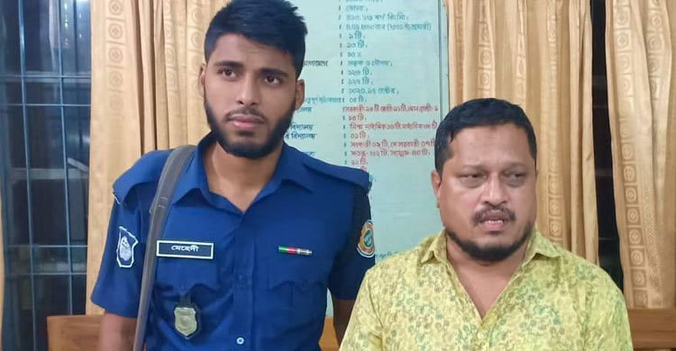 ক্যাসিনো সম্রাটের সহযোগী জাকির ভোলায় আটক