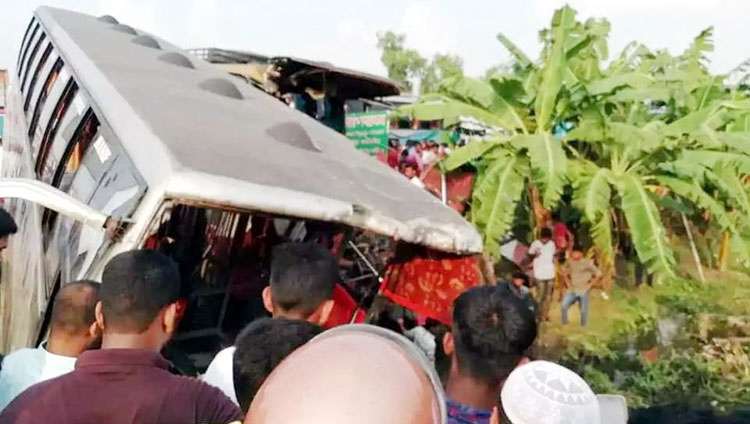 Comilla-(Accident)-Pic-02