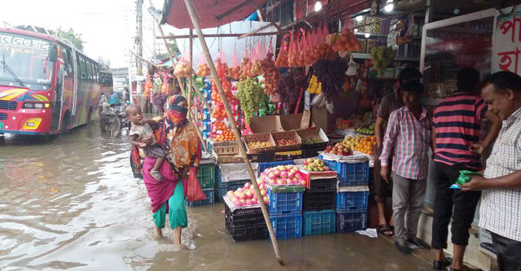 হাঁটুপানিতে চট্টগ্রামের অক্সিজেন