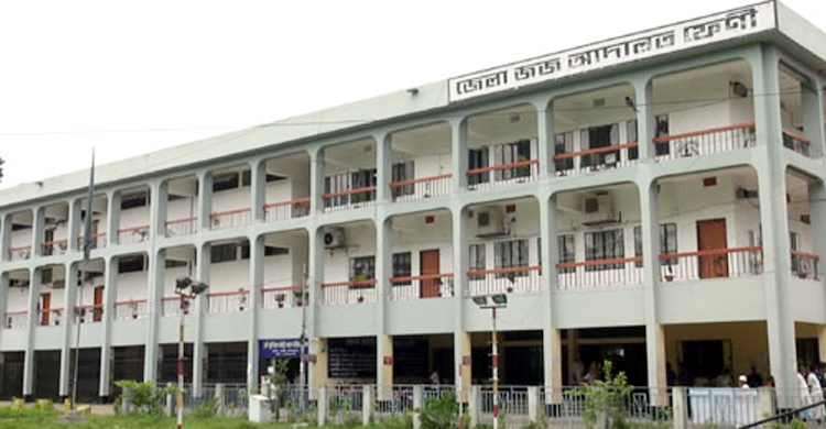 আদালতে ৩ ঘণ্টায় মামলার রায়!
