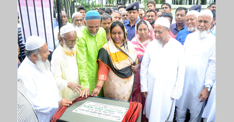 উন্নয়নের সময় কেউ কষ্ট পেলে কিছু করার নেই : মেয়র আইভী