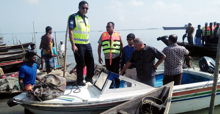 মেঘনায় অভিযানে ৮ হাজার মিটার কারেন্ট জাল জব্দ