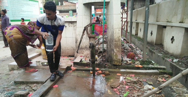 ঝিনাইদহ হাসপাতালে পানির সংকট