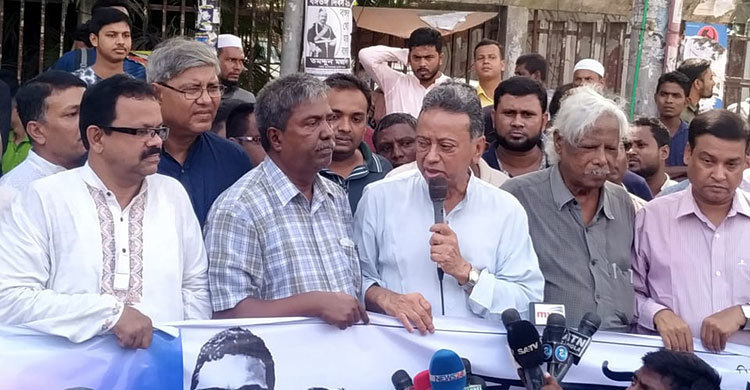 দেশে দলীয় অর্থনীতি প্রণীত হয়েছে : খসরু