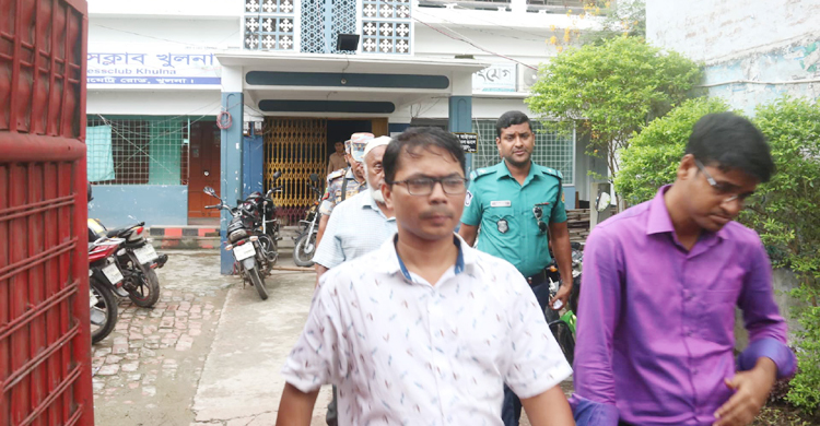 থ্রি ডক্টরস কোচিংয়ের পরিচালক ডা. তারিম আটক
