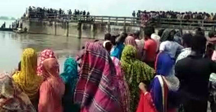 তিস্তায় নৌকা ডুবে নিখোঁজ ১০