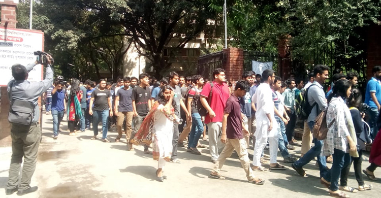 অভিযোগবিহীন এমবিবিএস ভর্তি পরীক্ষা
