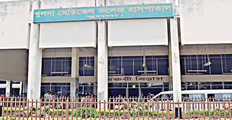 দুর্গাপূজায় অতিরিক্ত মদপানে পাঁচজনের মৃত্যু