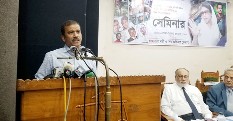 ভিন্নমত পোষণকারীকে হত্যা সংবিধানের সঙ্গে সাংঘর্ষিক : আসিফ নজরুল