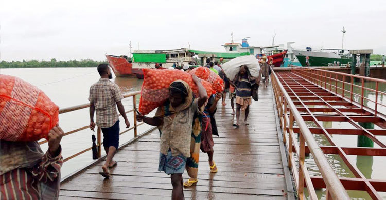 ৩৩ দিনে মিয়ানমার থেকে ৬ হাজার মেট্রিক টন পেঁয়াজ আমদানি