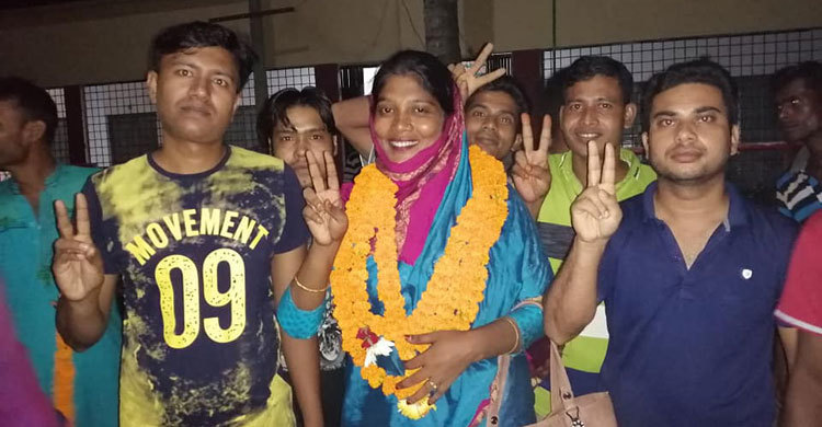 মহিলা ভাইস চেয়ারম্যান পদে বিজয়ী তৃতীয় লিঙ্গের পিংকি