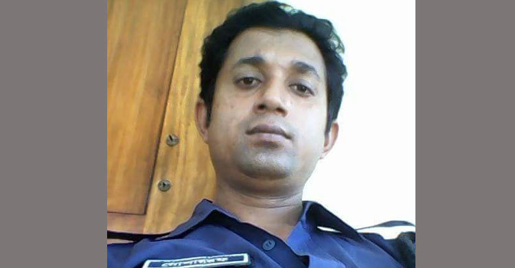 ঠাকুরগাঁওয়ে ইয়াবা কিনতে গিয়ে গণপিটুনি খেল পুলিশ!