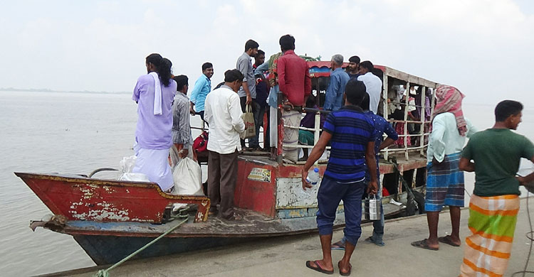 RAJBARI-JOUKURA-FARI-STOP-(