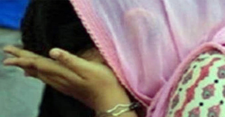 ৭ লম্পট মিলে পোশাক শ্রমিককে ধর্ষণ