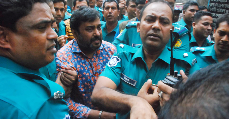 রিমান্ডের প্রথম দিনেই সম্রাটকে র্যাবের কাছে পাঠাল ডিবি