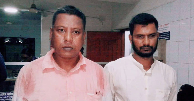 সাভারে সাংবাদিক পরিচয়ে চাঁদাবাজি, আটক ২
