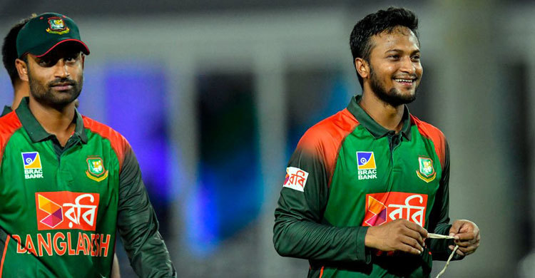 জেনে নিন হান্ড্রেড বল ক্রিকেটে তামিম-সাকিবদের মূল্য কত?