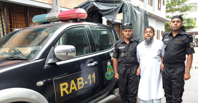 খাবারের সঙ্গে ১০০ প্যাকেট ইয়াবা খেলেন তাজুল