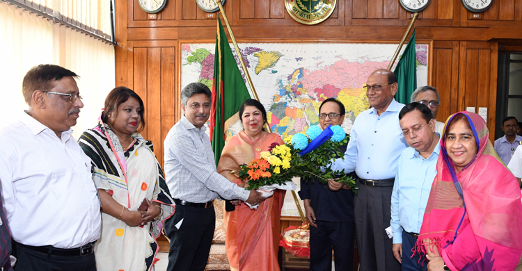 স্পিকারের জন্মদিনে ফুলেল শুভেচ্ছা