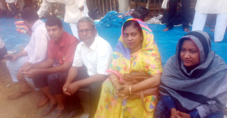 প্রধানমন্ত্রীর সাক্ষাতেই ‘সমাধান’ দেখছেন আন্দোলনরত শিক্ষকরা