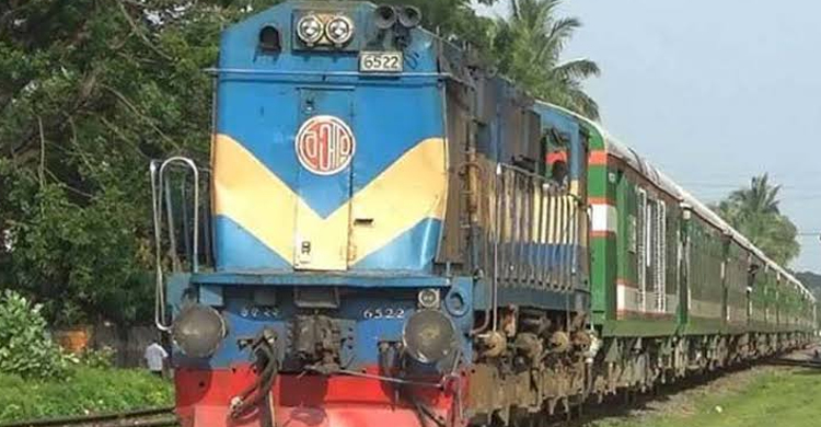 সাড়ে ৬ ঘণ্টা পর ঢাকা-নারায়ণগঞ্জ রুটে ট্রেন চলাচল শুরু