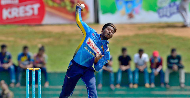 এক বছর নিষিদ্ধ লঙ্কান স্পিনার