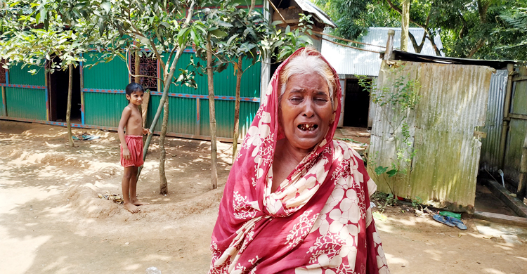 একজন শহীদ পুলিশ কনস্টেবলের স্ত্রীর আকুতি