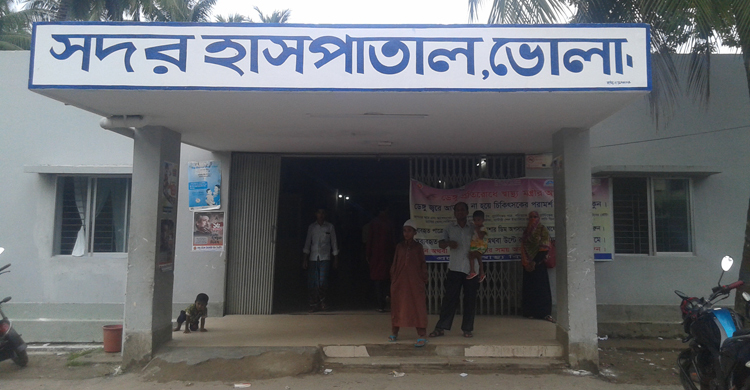 বিদ্যুৎস্পৃষ্টে গৃহবধূ ও শ্রমিকের মৃত্যু