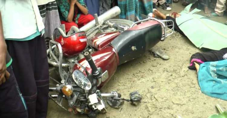 গলাচিপায় মোটরসাইকেল থেকে পড়ে নারীর মৃত্যু