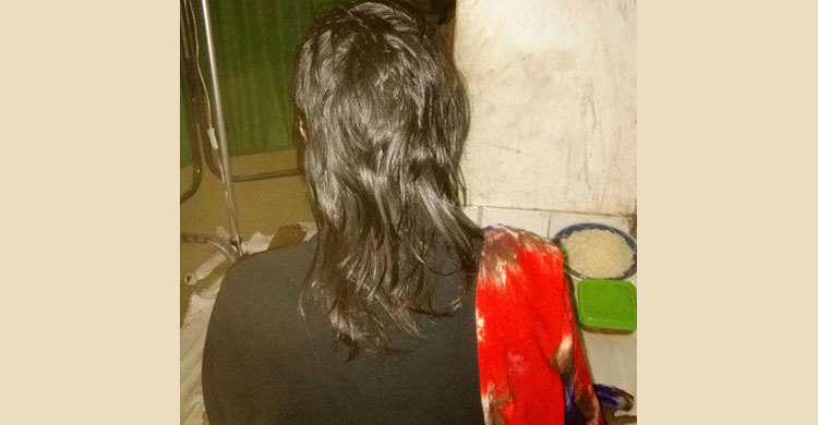 স্বামীকে পিটিয়ে গৃহবধূকে তুলে নিয়ে গণধর্ষণ