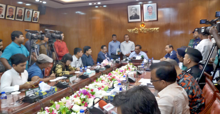 পূজায় আইন-শৃঙ্খলা বাহিনীর সাড়ে ৩ লাখ সদস্য নিয়োজিত থাকবে