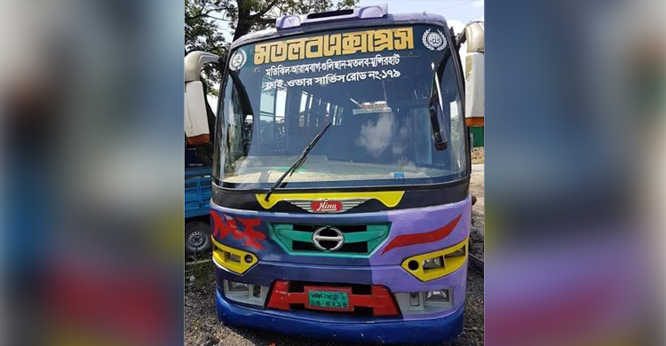 ঢাকা-চট্টগ্রাম মহাসড়কে বাসচাপায় প্রাণ গেল বৃদ্ধের