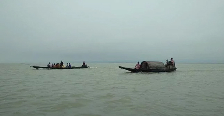 হাওরে নৌকাডুবি : আরও চারজনের মরদেহ উদ্ধার