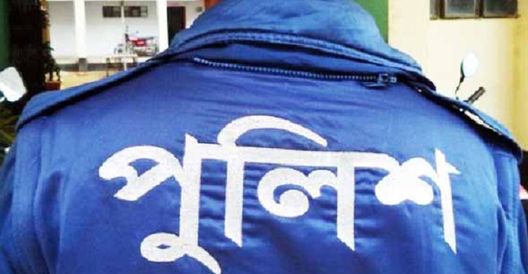 ফেনসিডিলসহ পুলিশ সদস্যকে ধরলো বিজিবি