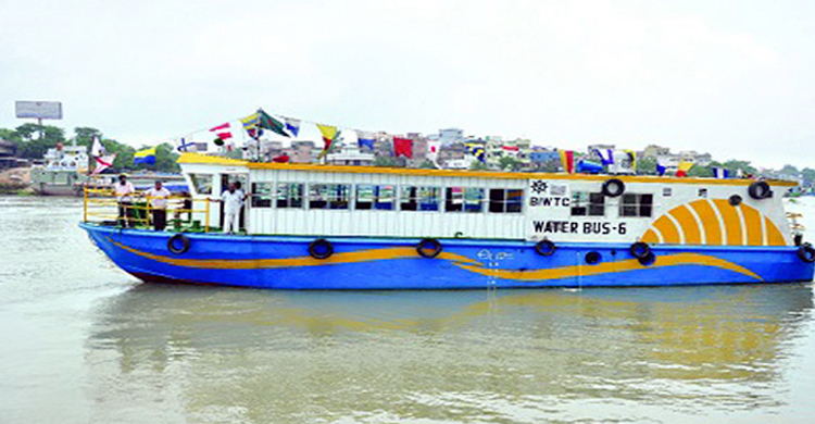 বুড়িগঙ্গা পারাপারে চালু হচ্ছে ওয়াটার বাস